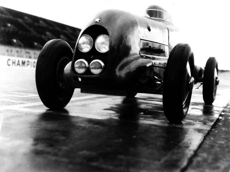 40 cv de course © Renault Histoire